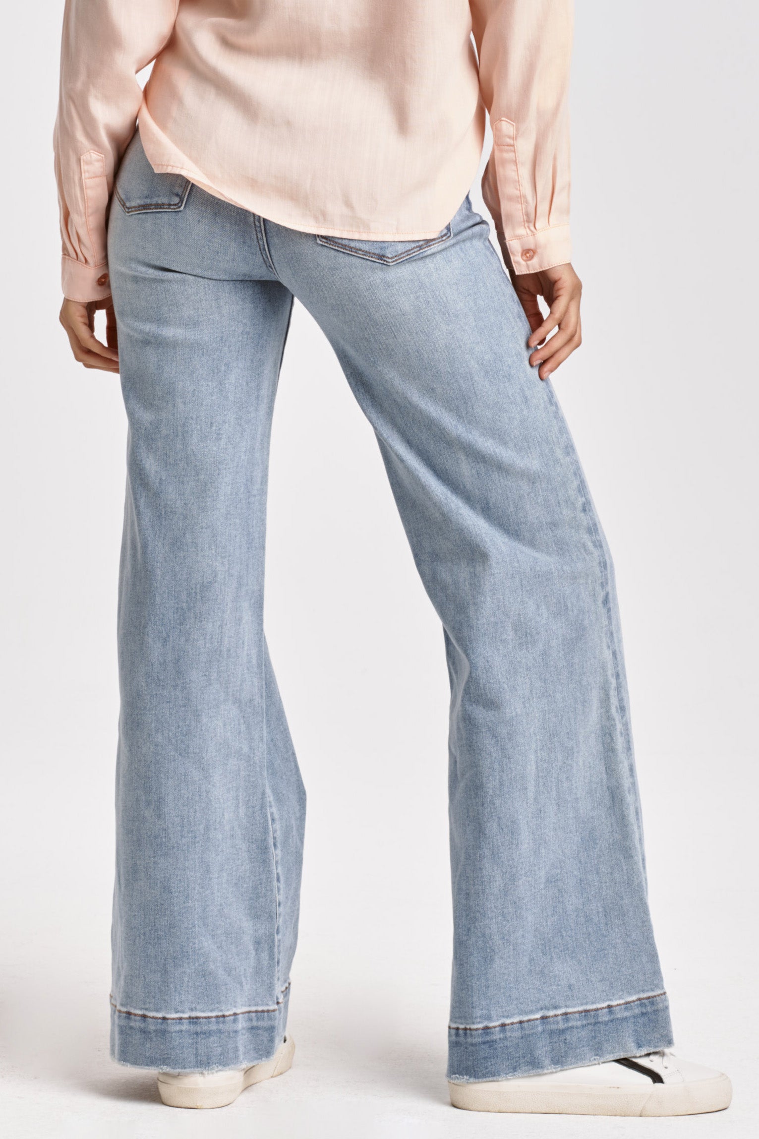 Dear John Fiona Flare Jeans Light Wash