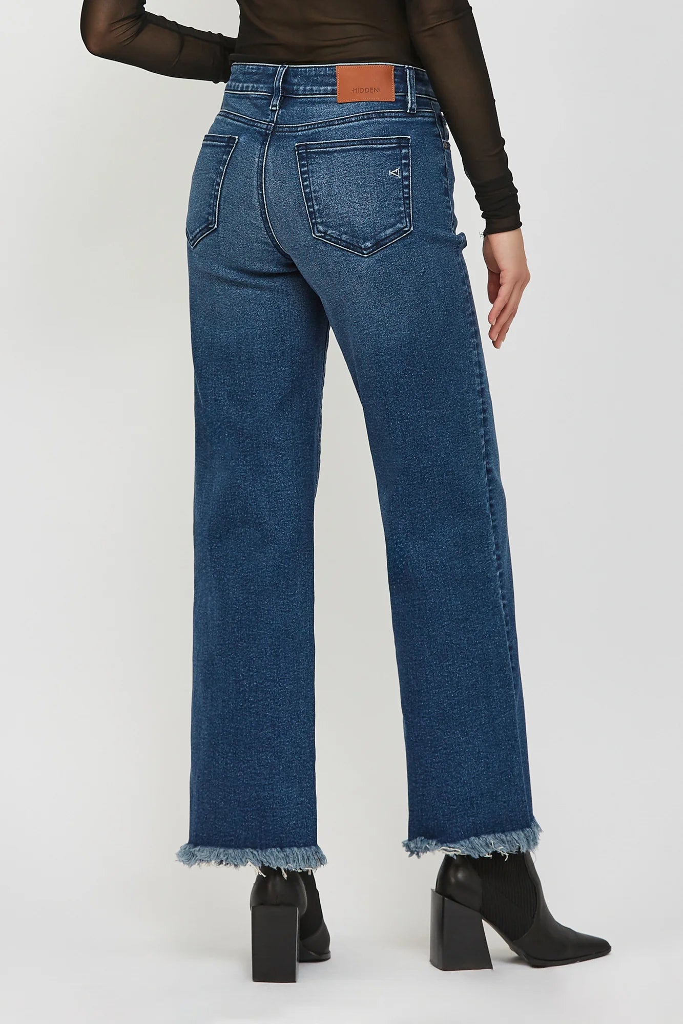 HIDDEN Logan High Rise Dad Jean with Uneven Hem