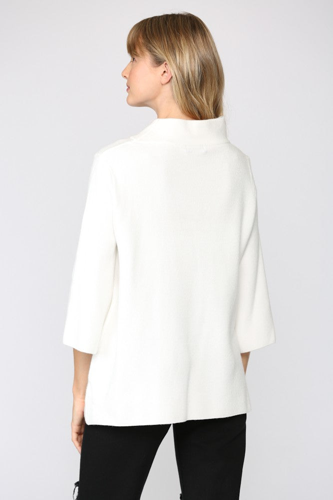 White 3/4 Sleeve Mockneck