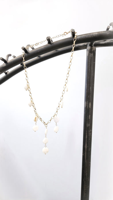 White And Gold Beaded Necklace
