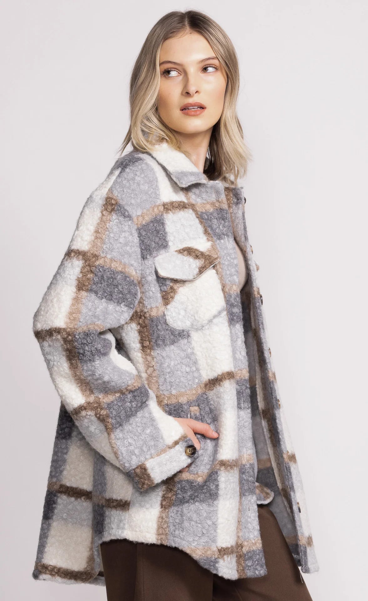 Womens Grey & Beige Checkered Shacket 